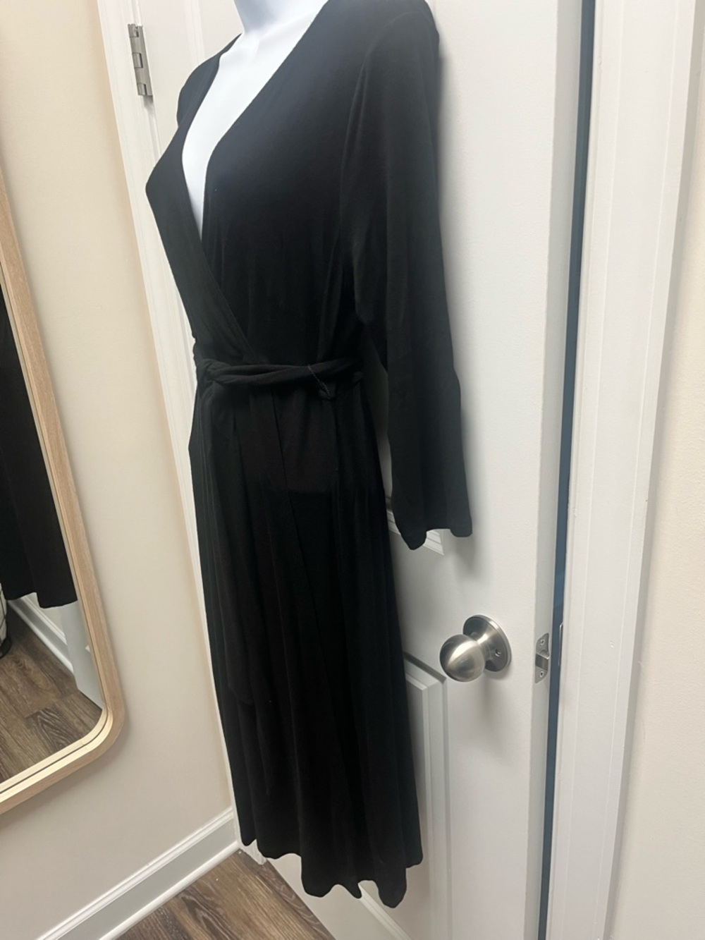 Gap Maternity Black Faux Wrap Midi Dress with Belt Size L - Picture 4 of 9